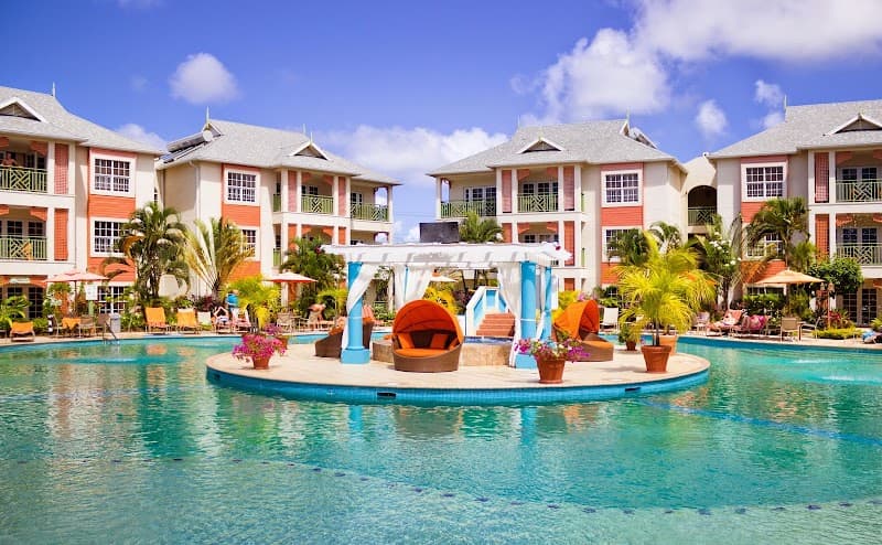 Bay Gardens Beach Resort & Spa St. Lucia photo
