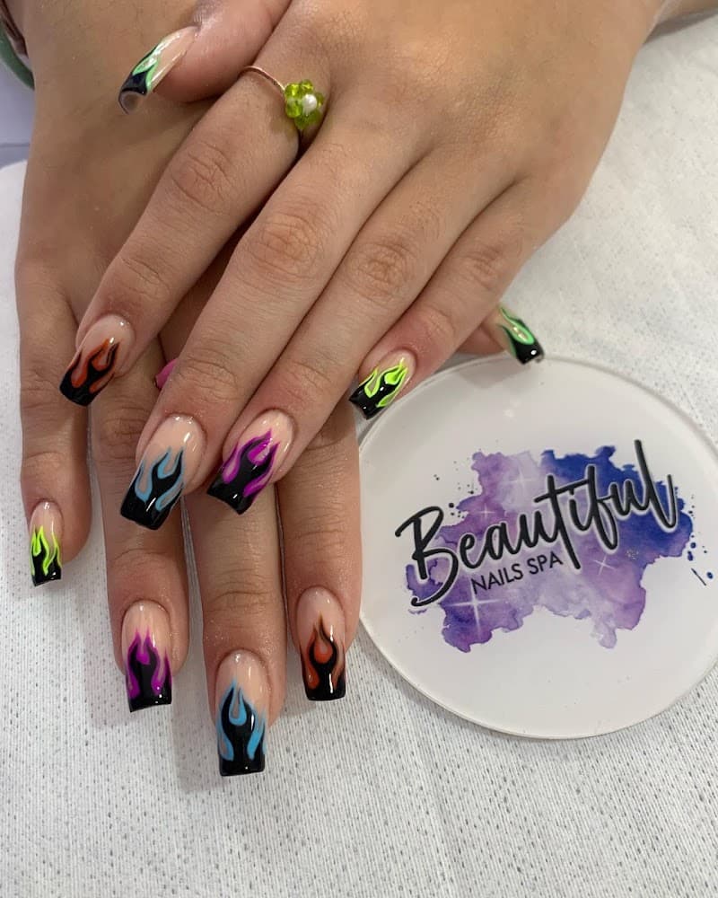 Beautiful nails spa Medellín photo