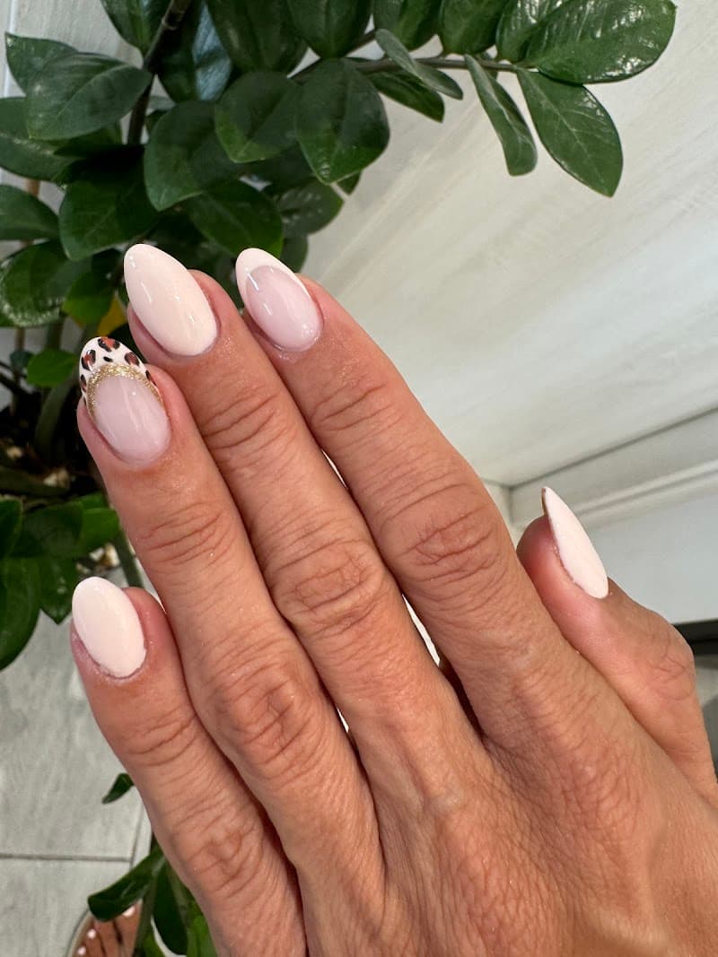 Beautique Spa and Nails Thira photo