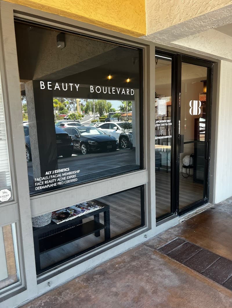 Beauty Boulevard Vista photo
