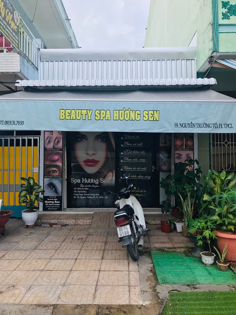 Beauty Hương Sen Cao Lãnh photo