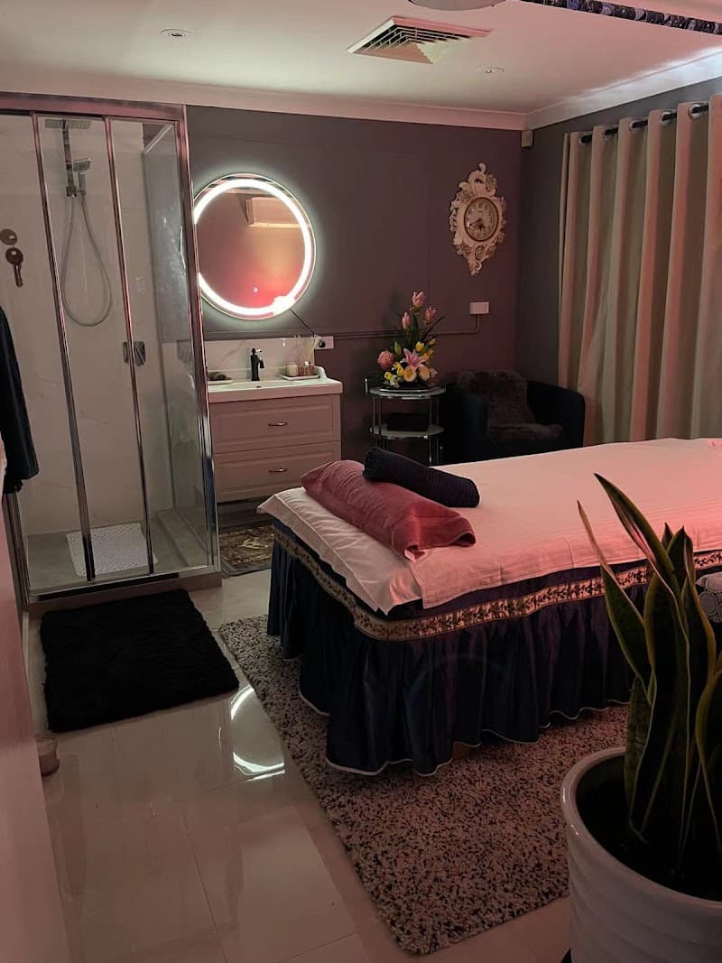 Beauty Massage Waikiki Rockingham photo