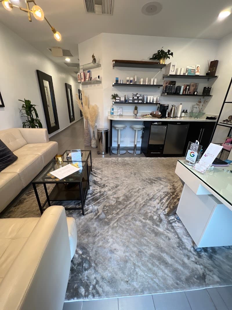 Beauty Queen Bar Boca Raton photo