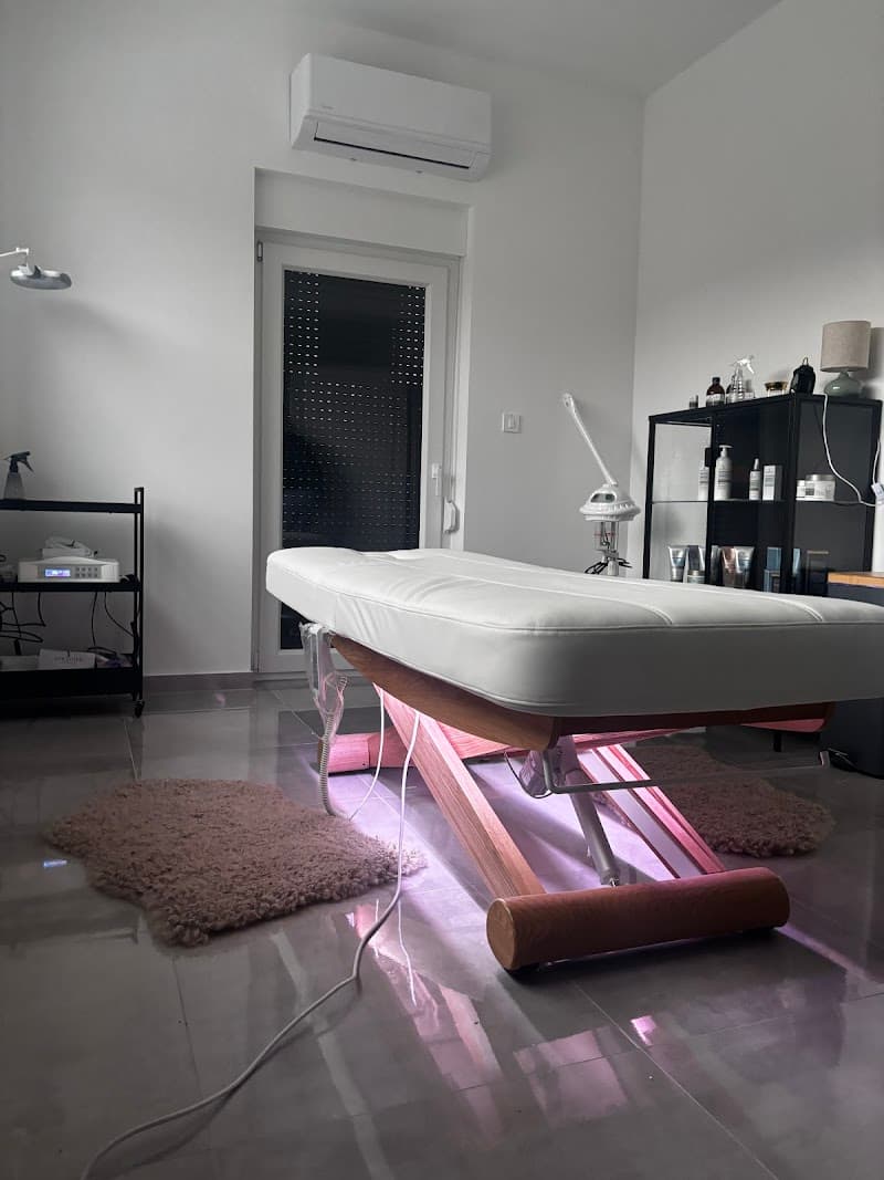 Beauty salon Oaza mira Bistra photo