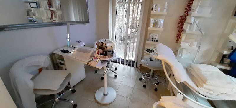 Beauty Salon Studio Lucia Modra photo