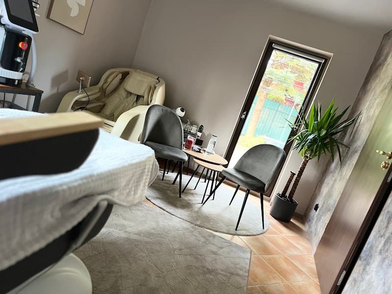 Beauty Space by Goszczyńska Konstancin-Jeziorna photo