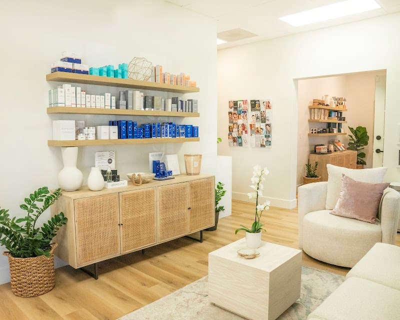 Costa Mesa @BeautySmith Studio photo