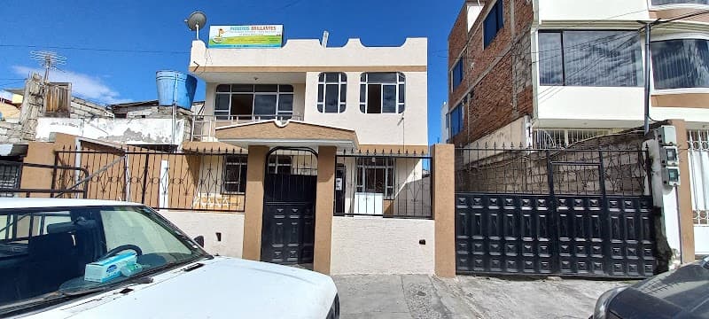 Bebé Agua Spa Pequeños Brillantes - Estimulación Prenatal y Temprana Ambato photo