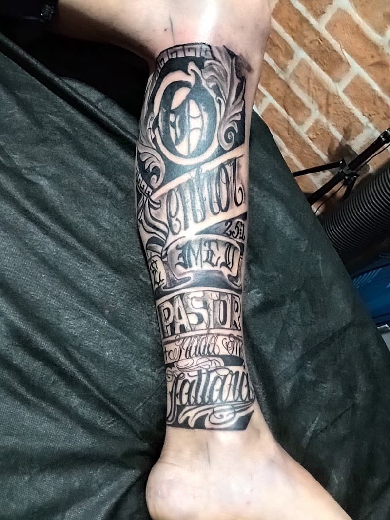 Bede Tattoo Studio Osasco photo