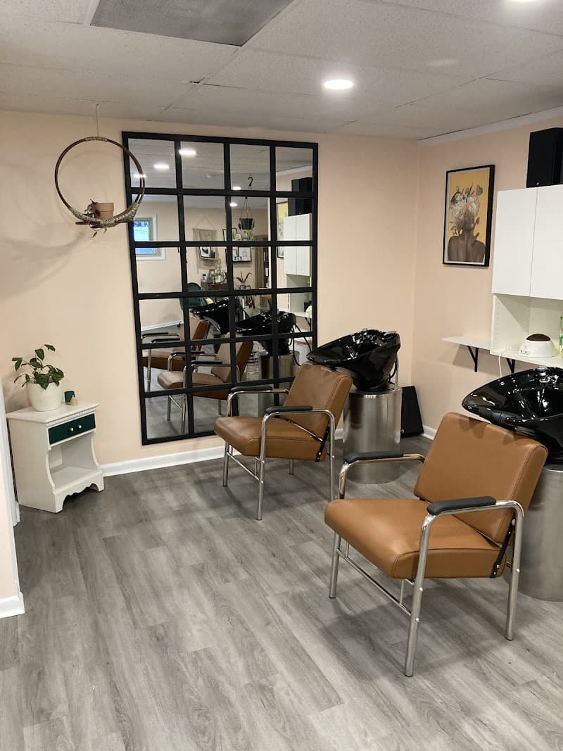 Beehive Salon & Day Spa York photo