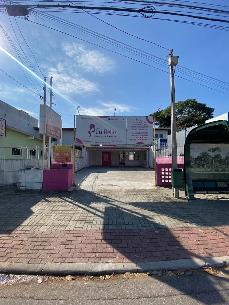 Bella estetica clinica de beleza São José dos Campos photo