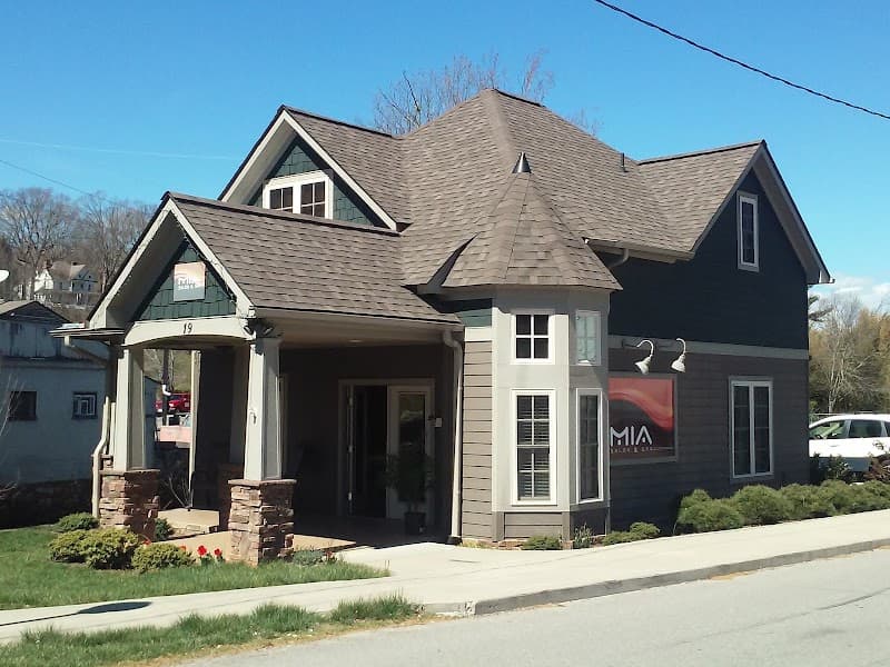 Belle On Main Salon & Day Spa Waynesville photo