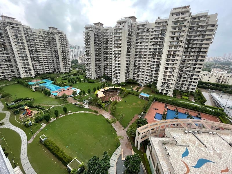 Bestech Park View Grand Spa Delhi photo