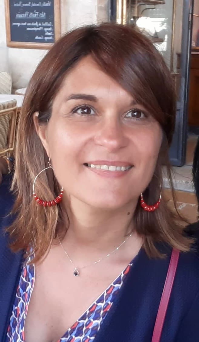 Betty Gomes Reflexologie plantaire bien être massage femme enceinte massage bébé Orléans photo