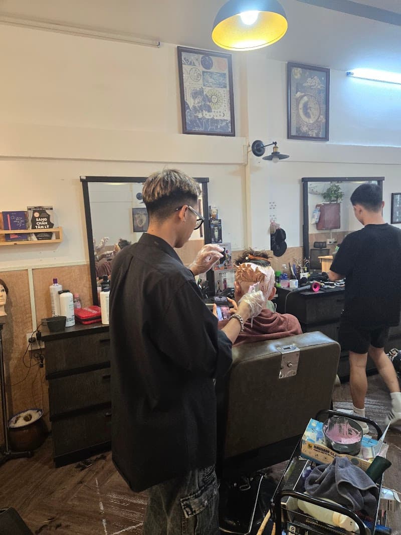 Bi Barbershop Quận Ninh Kiều photo