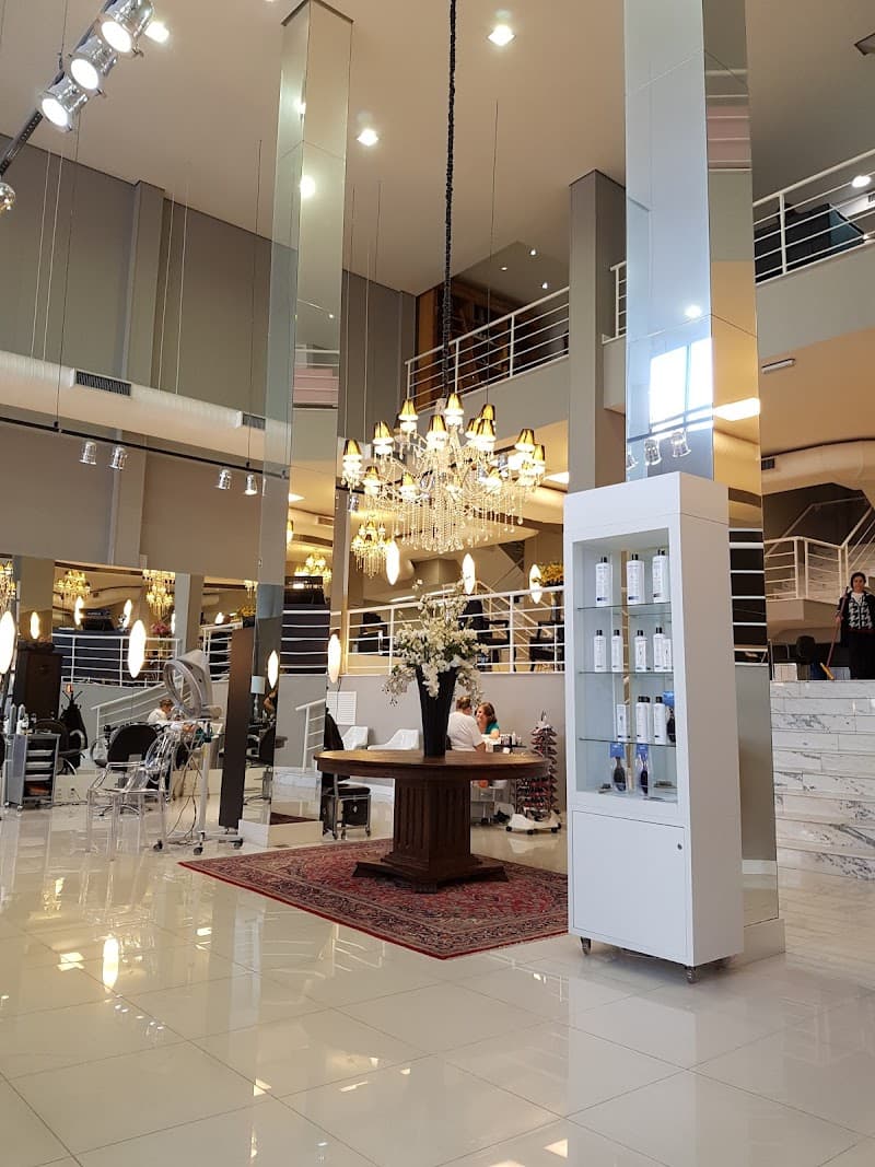 Bibeto Cabeleireiro Novo Hamburgo photo