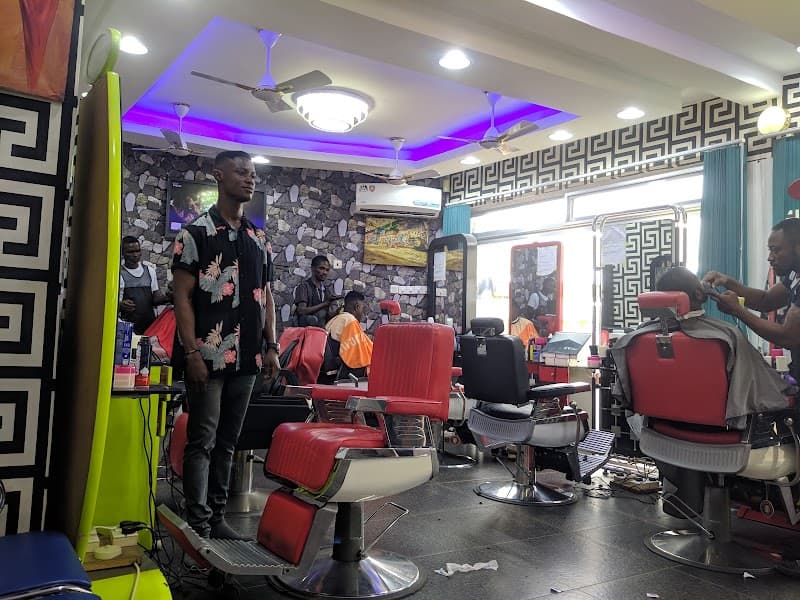 Big Boiz Parlour Adenta photo