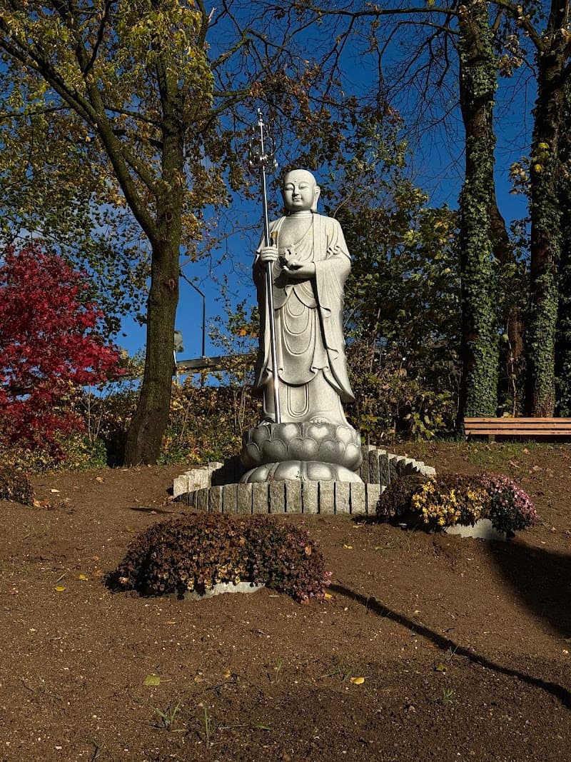 Big Buddha - Sei Schön Zu Dir Göppingen photo