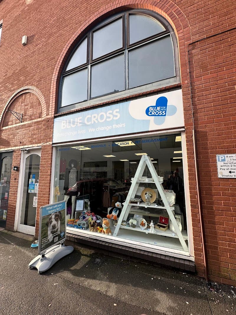 Blue Cross charity shop Leamington Spa photo
