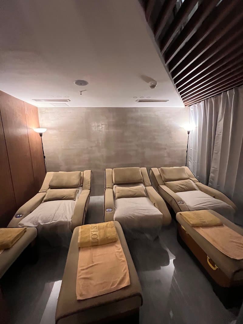 Blue Lotus Spa Bgc Taguig City photo