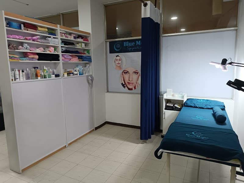 Blue Moon Spa Bethany photo