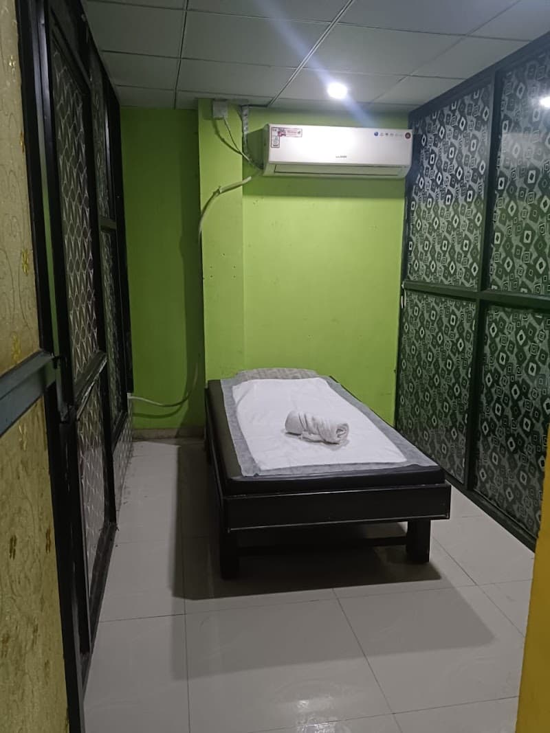 Blue Star Luxurious Spa Ahmedabad photo