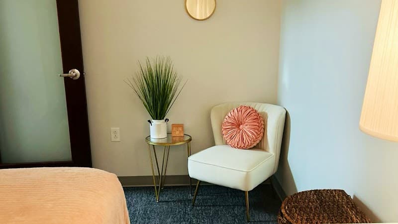 Blume Well Charlotte photo