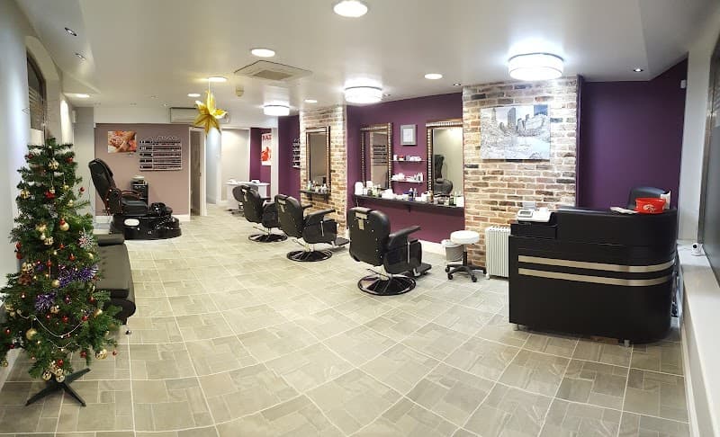 Body Bliss Contour Gillingham photo