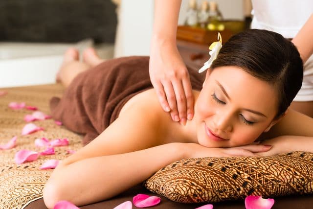 Body massages woman Behala Kolkata photo