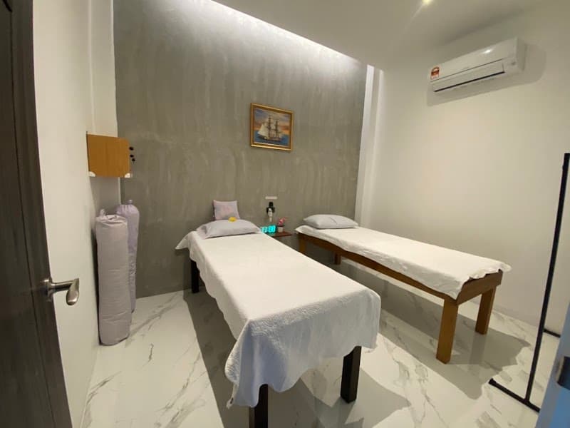 Bodyfriend Thai Traditional Massage Chumphon photo
