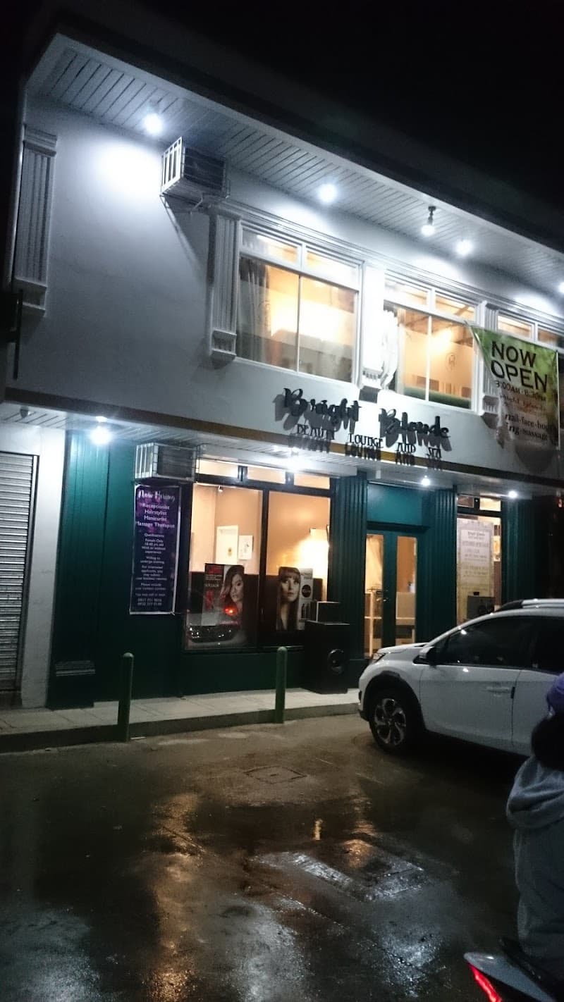 Bright Blonde Beauty Lounge and Spa Candelaria photo