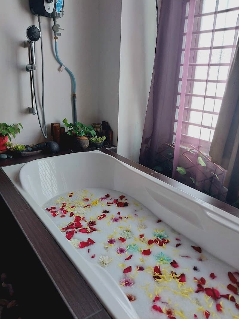 BungaSuri Spa Kajang photo