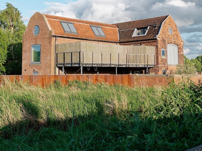 C V Hairdressing & Day Spa Barrow upon Humber photo