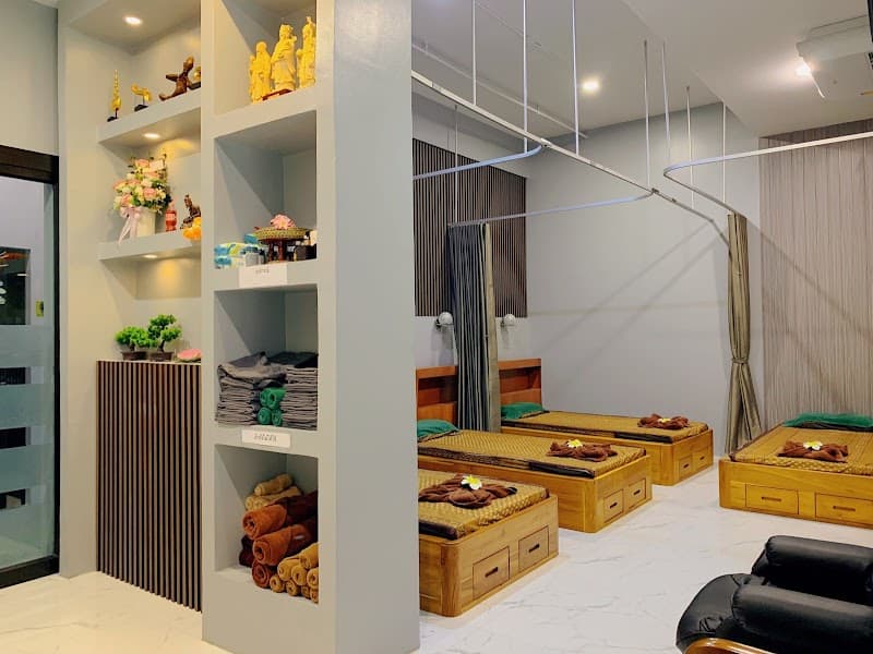 Cabana Health Massage Cabanaz Massage Bangkok photo