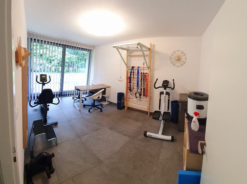 Cabinet Colombo: kinésithérapie, Cryolipolyse et soins du corps Schlierbach photo