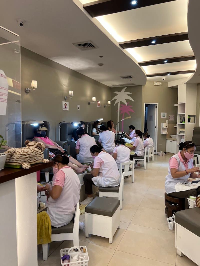 California Nails & Day Spa Manila photo