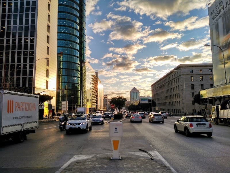 Calle Raimundo Fernández Villaverde Madrid photo