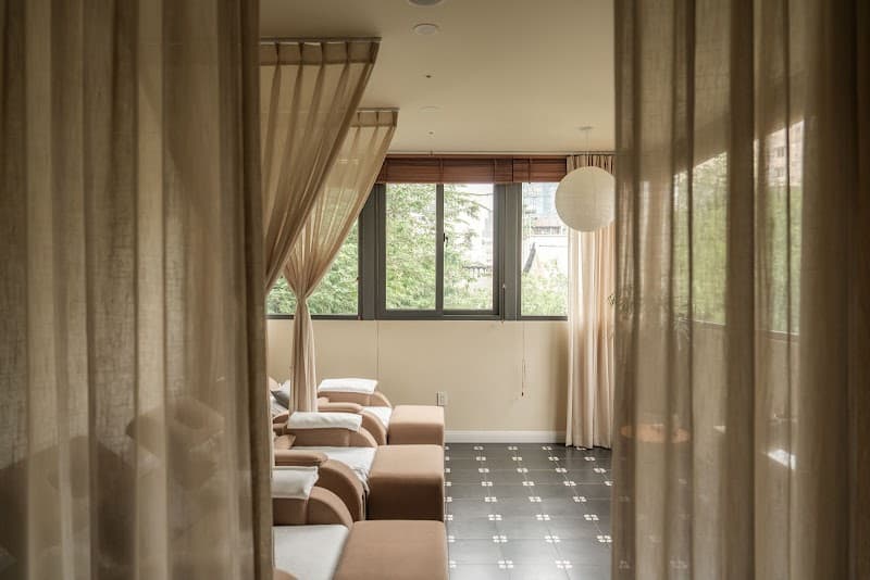 Calm Garden Spa Quận 1 photo