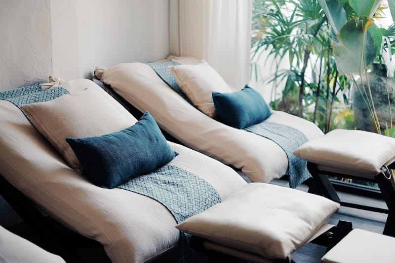 Calm Massage and Spa ( Inthawarorot branch ) Chiang Mai photo