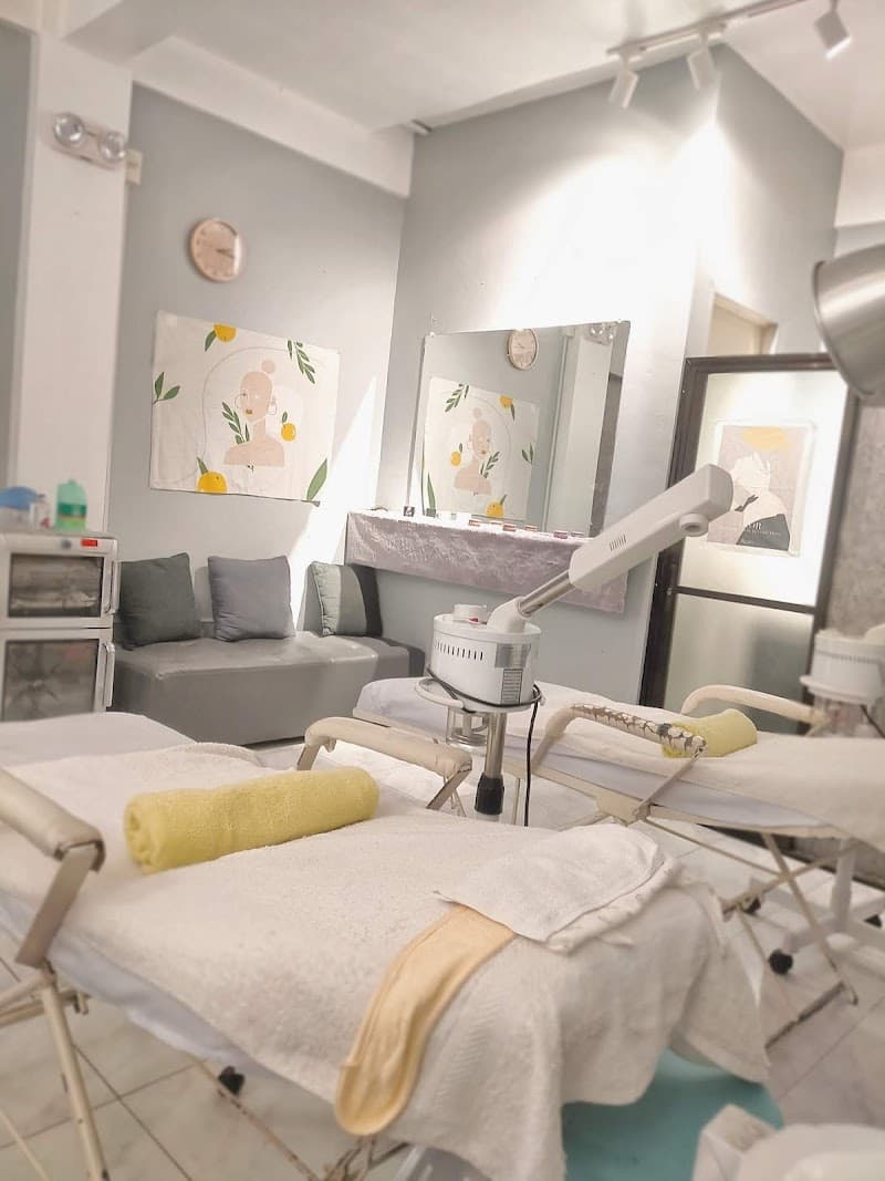 Calynza Facial And Spa Naic photo