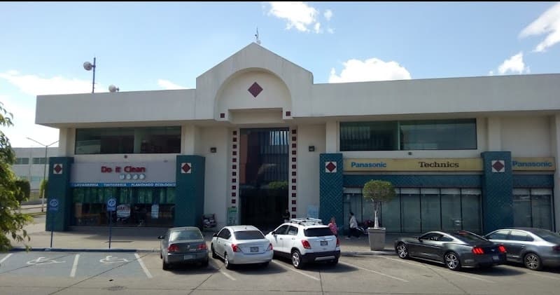 Camas y Equipos para Masaje Guadalajara photo