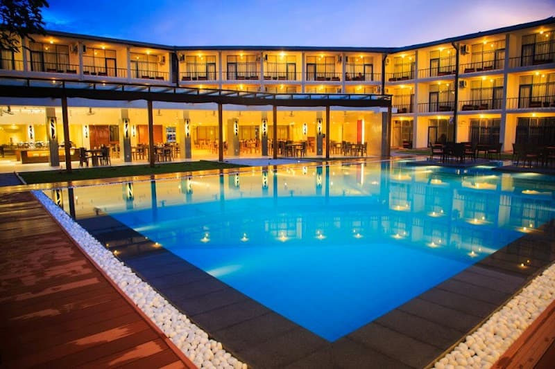 Camelot Beach Hotel Negombo photo