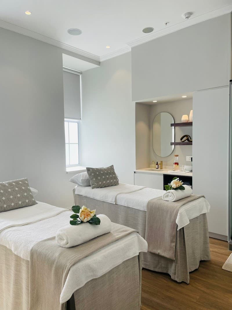 Camelot Spa Grandwest Goodwood photo