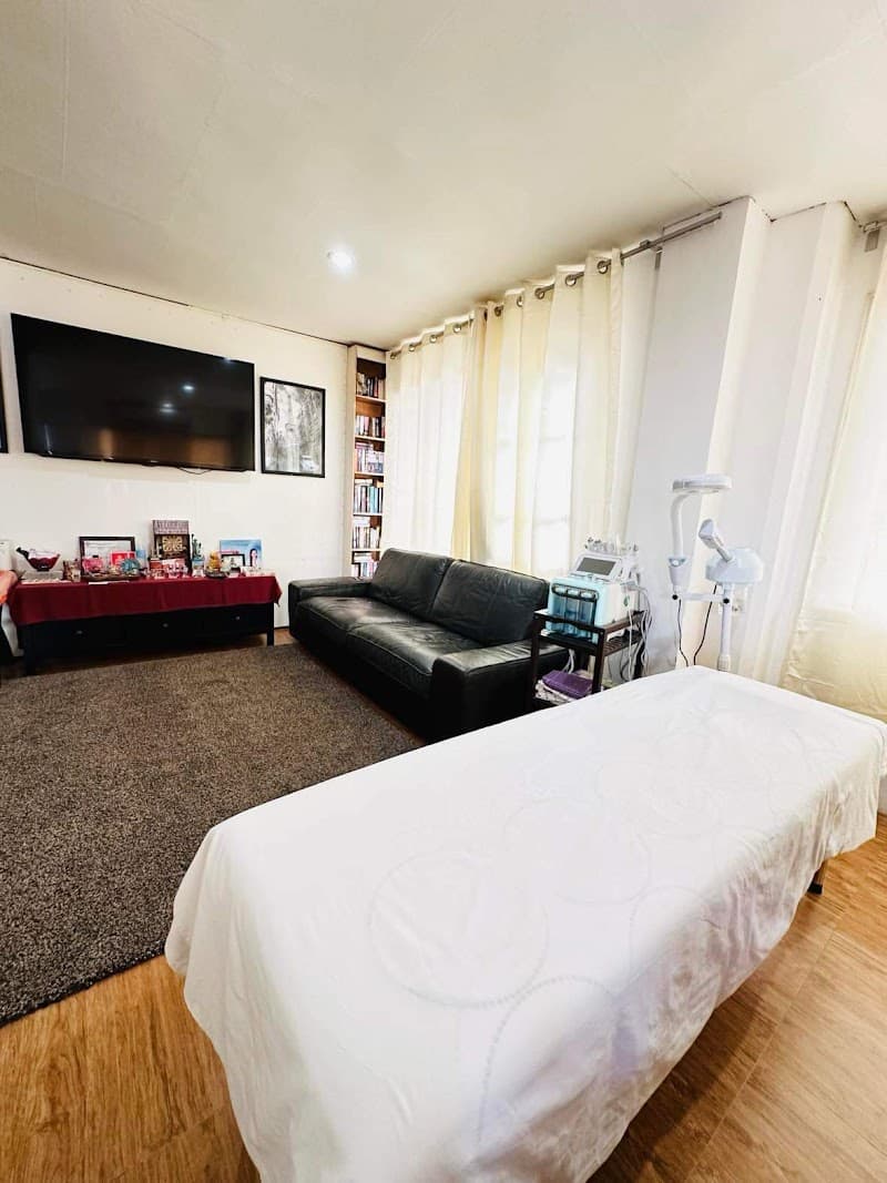 Carrie Aesthetics Massage and Spa Estancia photo