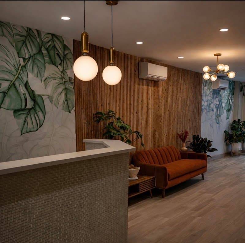 Casa de Munecas Spa New York photo