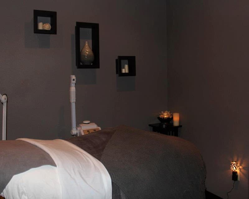 Cascade Day Spa Vancouver photo