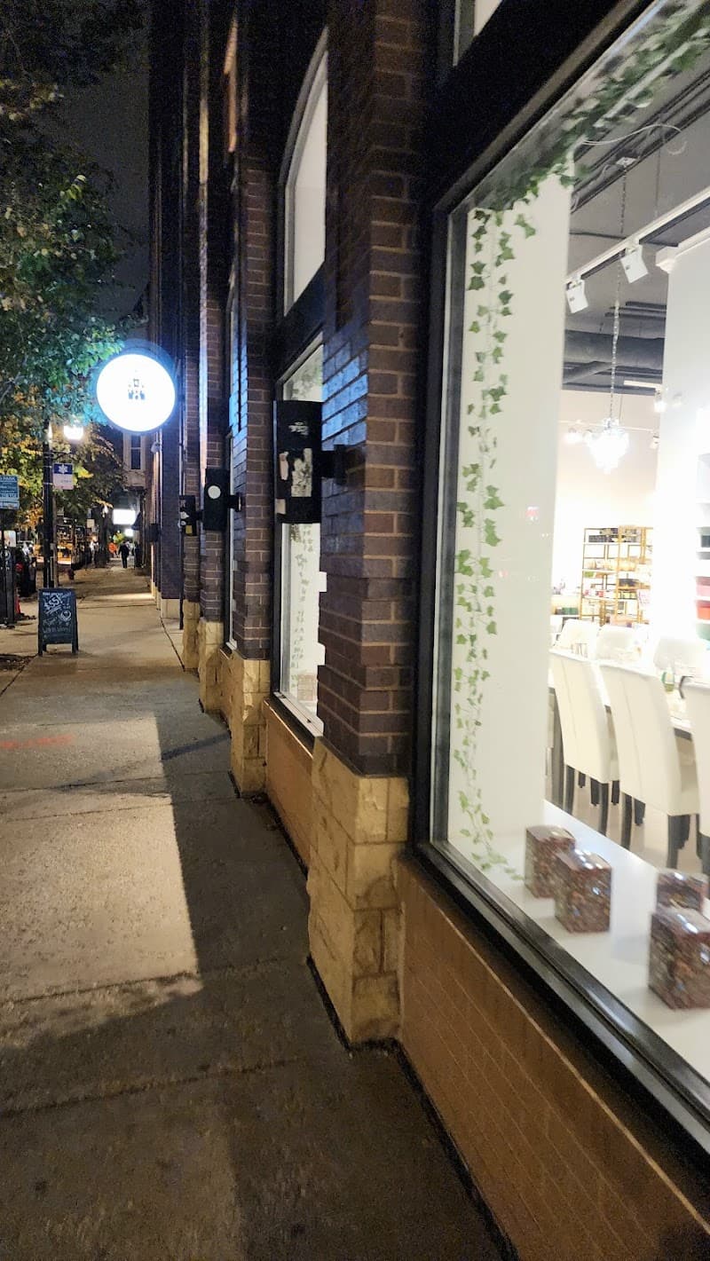 Castle Country Candles Price photo