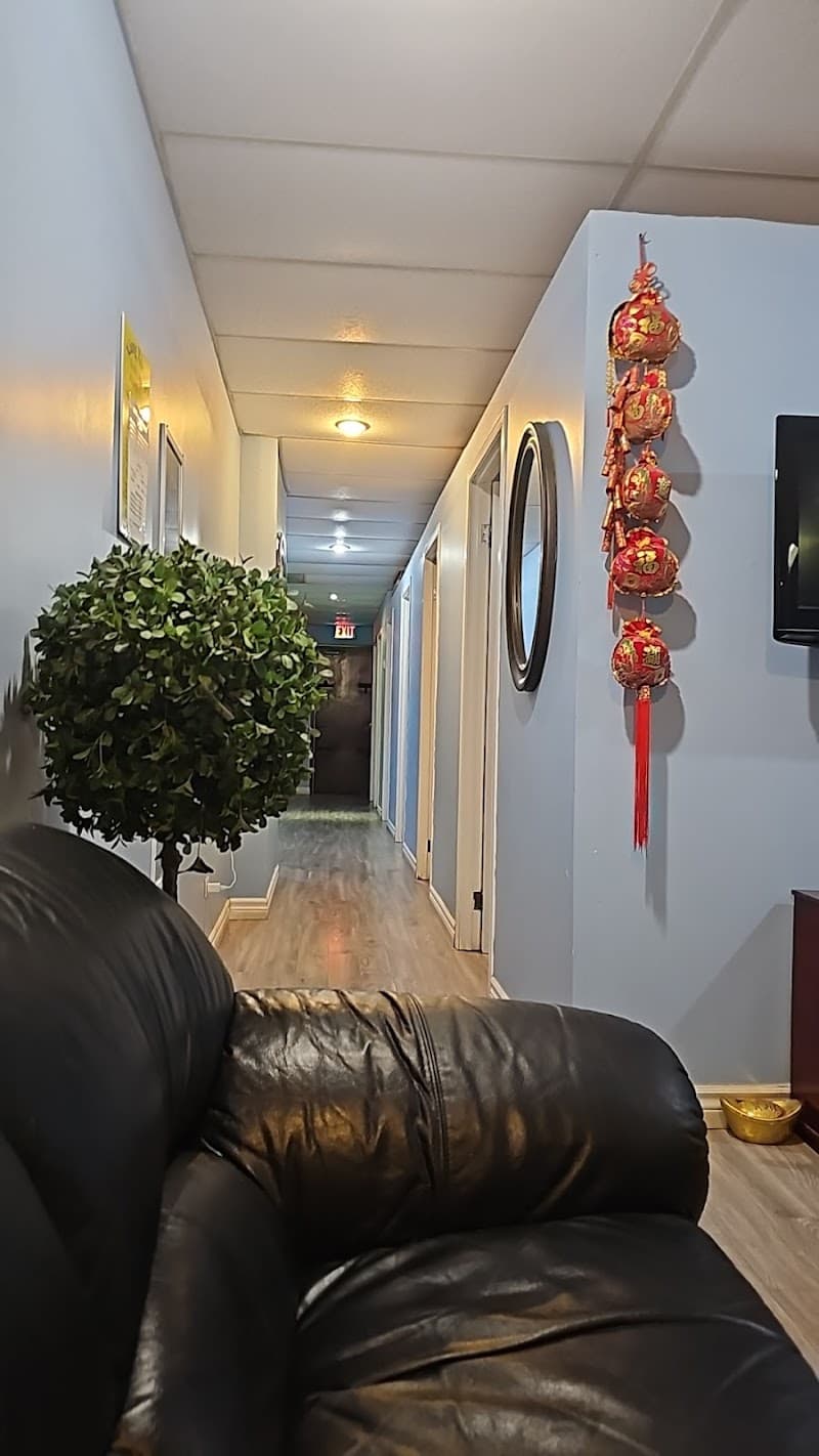 CBQ Spa / Ming Ren Wellness Center Authentic Massage Foot Therapy Toronto photo