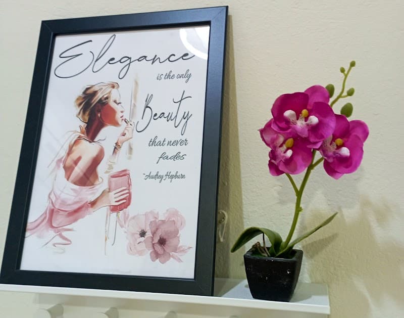 Centro De Estética Esther Cumbres Mayores photo