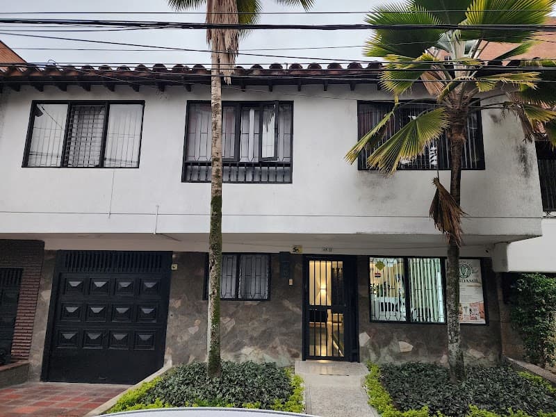 Centro de Estética y Bienestar Candamil Medellín photo
